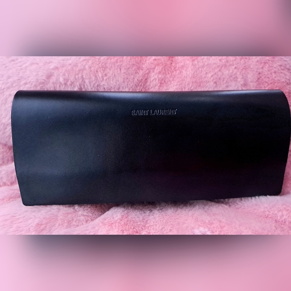 YSL Saint Laurent Black Leather Magnetic Sunglasses Case NM